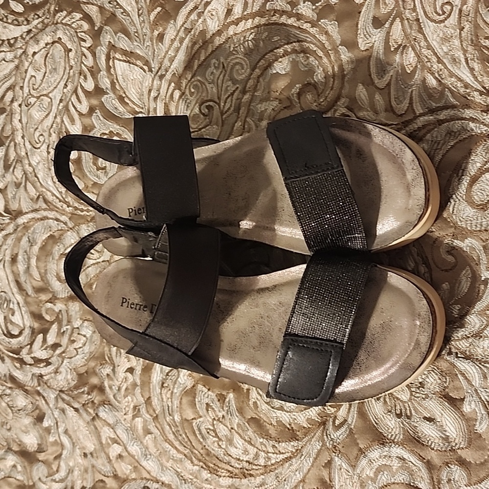 Pierre Dumas sandals, sz 9, blk sparkle